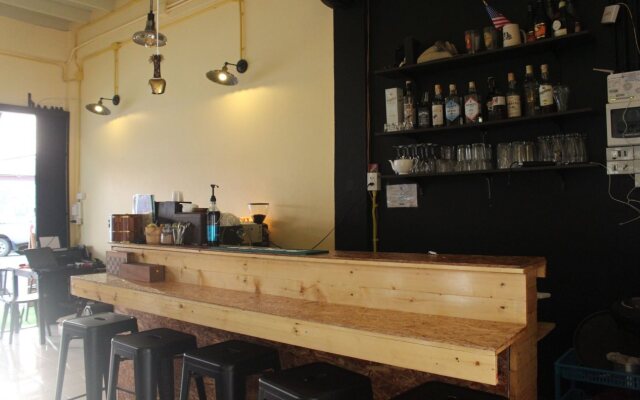 Follow Your Heart Hostel & Cafe