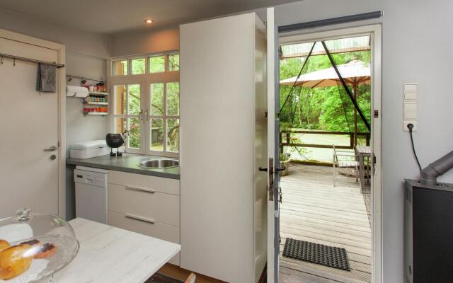 Delightful Chalet in Opglabbeek near Lake