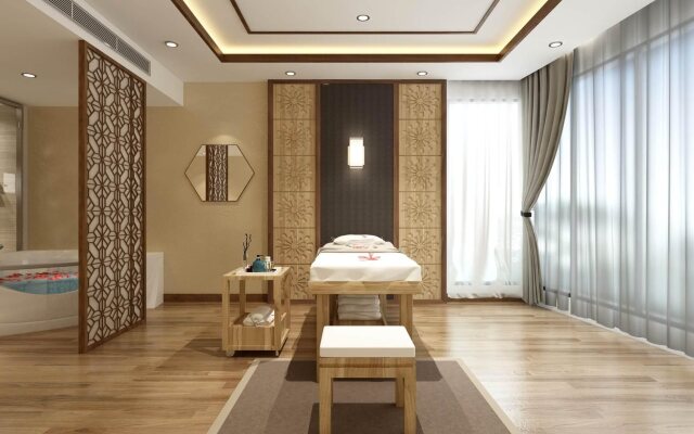 Ha Long Marina Hotel