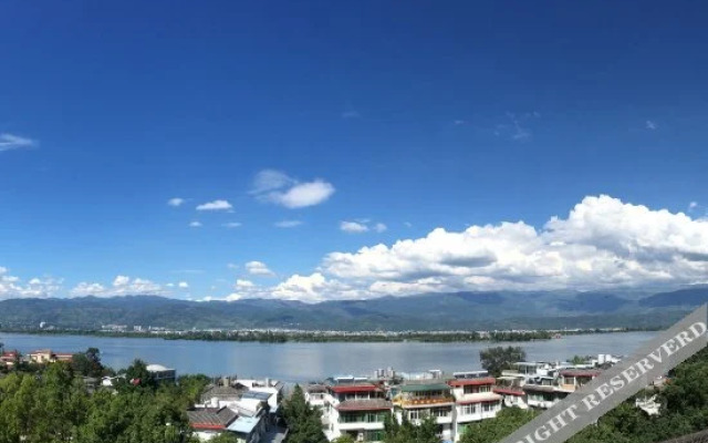 Yinghaige Inn