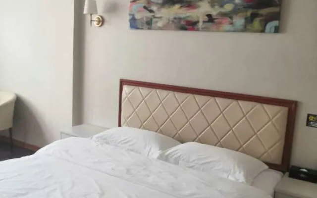Yanling Hotel – Guest Rooms – Meizhou
