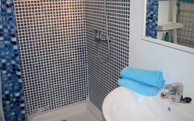 323-estudio Situado en Primera Línea de Playa