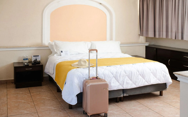 Hotel Los Aluxes