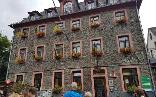 Rhine Pearl Hideaways