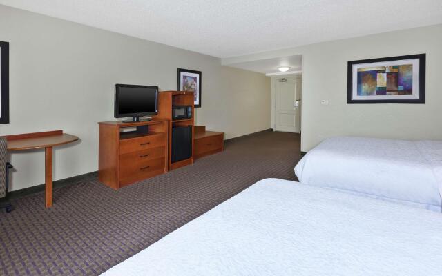 Hampton Inn & Suites Grand Rapids-Airport 28th St