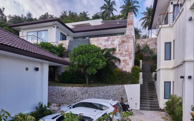 5 Bedroom Seaview Villa Lamai