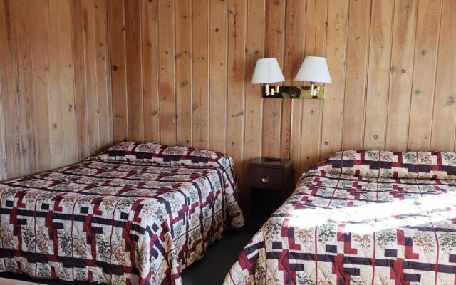 Caribou Lodge and Motel