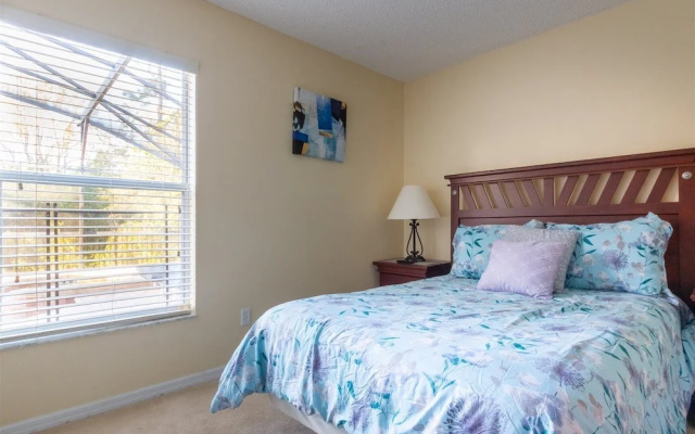 4 Bed and 3 Bath in Perfect Location With Pool by Florida Dream Home