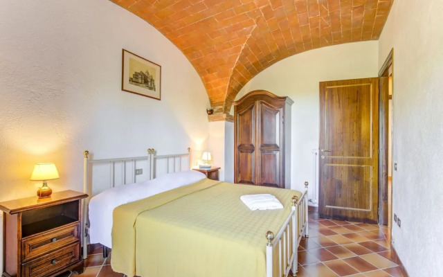 Countryside Holiday Home in Gambassi Terme With Garden