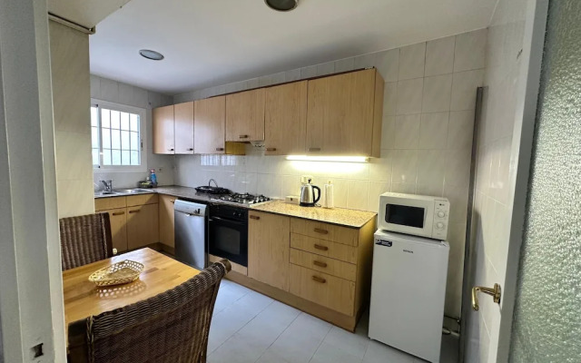 Vista Alegre Rest House 8 Person