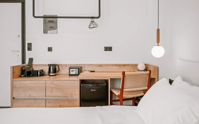 Plānis Str Urban Suites by Semavi