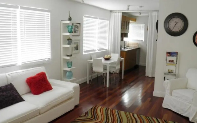 Sunset Apartment by Mediterraneo International