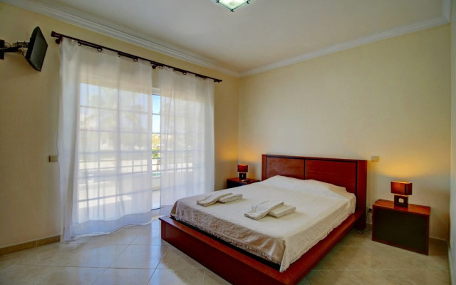 Villas2Go2 Albufeira Villa