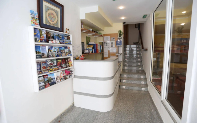 Royal Inn Aparthotel