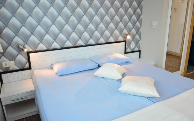 Aphrodite Hotel