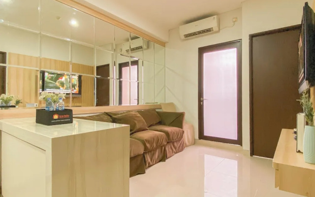Modern Look 2BR Corner Transpark Cibubur Apartment