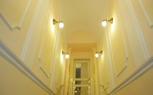 Anna Hotel
