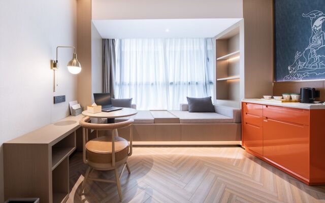 GZ Baiyun Airport MeHood Liz Hotel T1