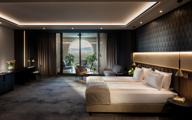 Kings Valley Medical & Spa Hotel