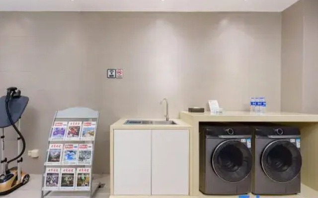 Homeinn Selected Hotel (Huludao Lianshan Street)