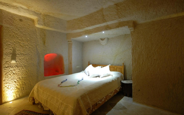 Arif Cave Hotel