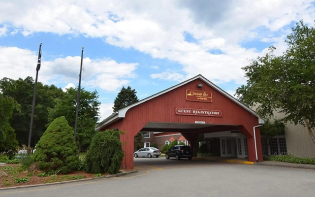 Sturbridge Host Hotel & Conference Center