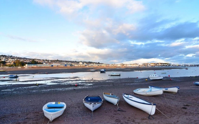 Sian Shaldon in Shaldon