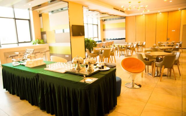 Holiday Inn Express Zhangjiakou Park View