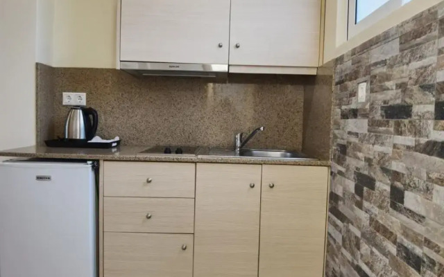 Vlycha Beach Apartments