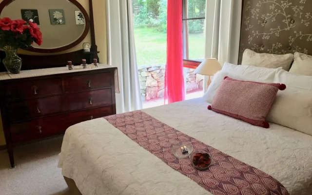 Crimson Villa