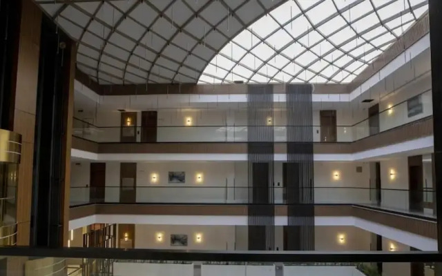 Topaz Al Malqa Hotel