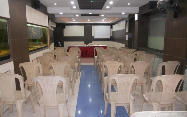 Hotel Aishwariya Park