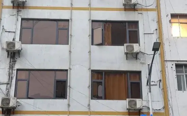 Yanhe Haina Hotel