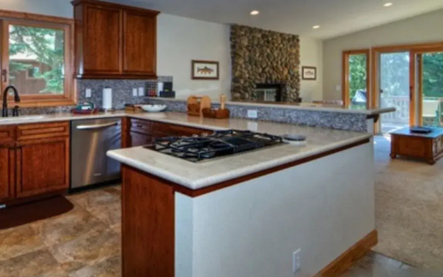 Perfect Fit 4 Br home by RedAwning