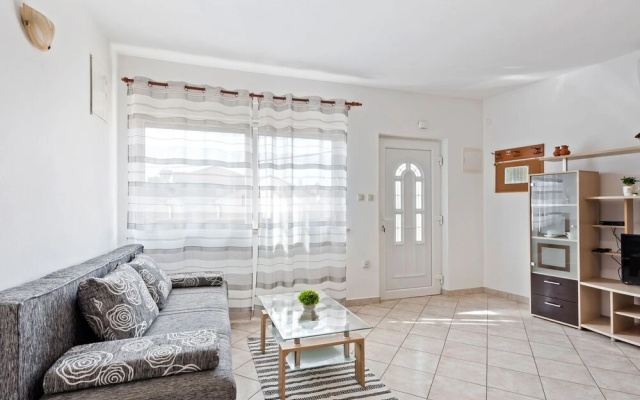 Alluring Apartment in Zadar near Sea