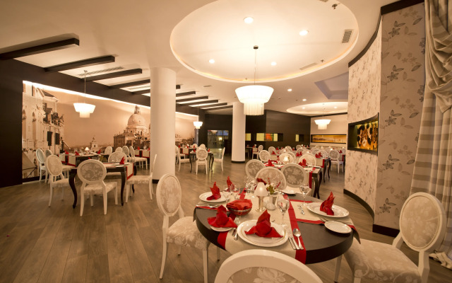 Limak Atlantis De Luxe Hotel & Resort