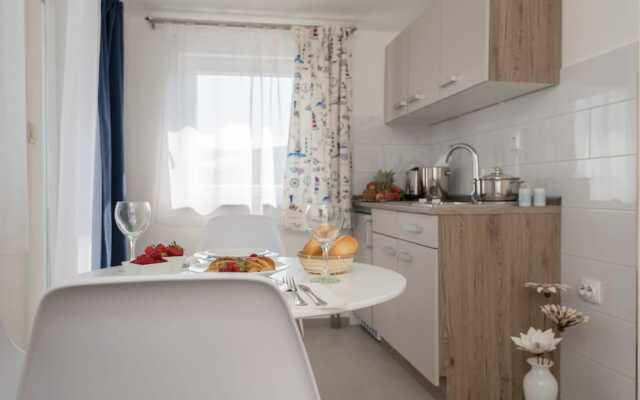 Apartments Livaja