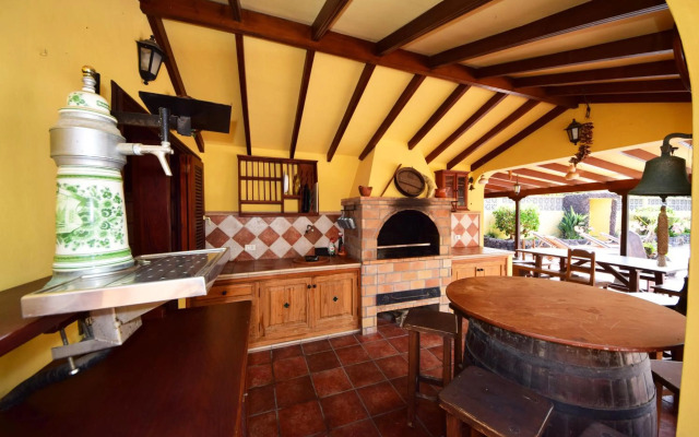 Alina - Vivienda vacacional con piscina privada