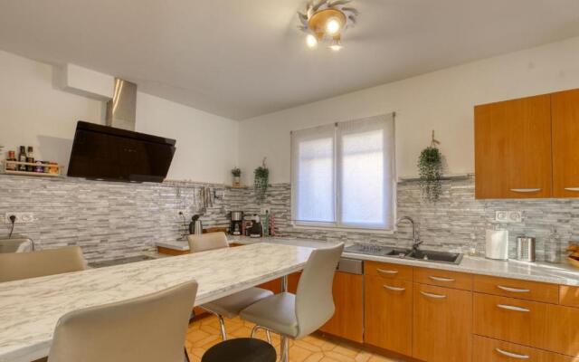 Villa Naïs 126m2-Zen-Salle Cinéma-Piscine