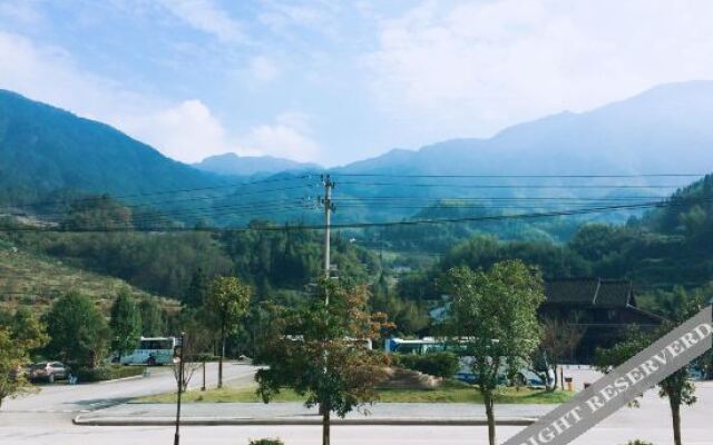 Yunhe Yuntianyu Station Nongjiale
