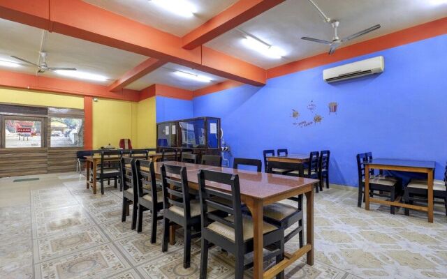 Treebo Trend Rex Residency