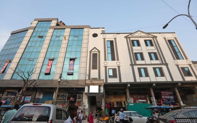 OYO 43440 Hotel Belmorrise