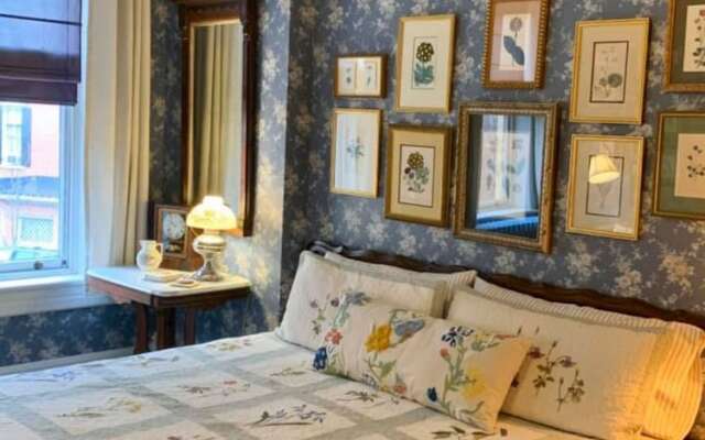 The Dolon House Bed and Breakfast