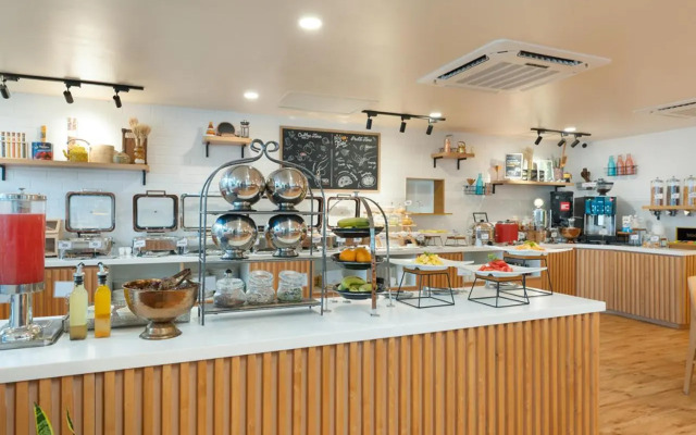 Bloom Hotel - BKC Kalina