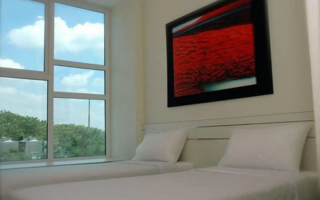 Hotel 81 Elegance