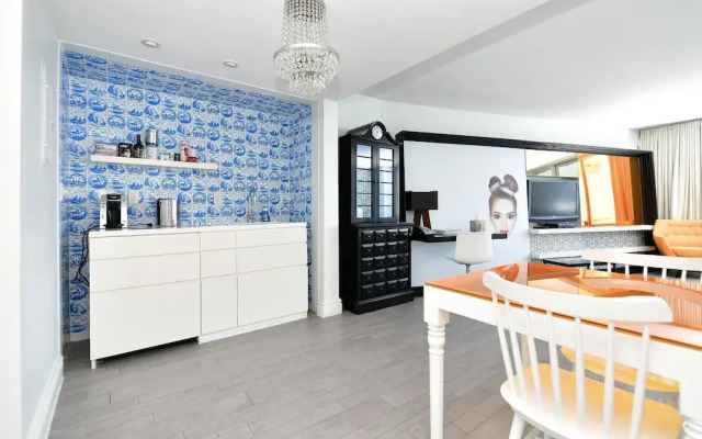 Miami World Rental - Mondrian 808