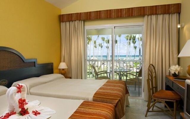 Sirenis Tropical Suites Casino And Aguagames