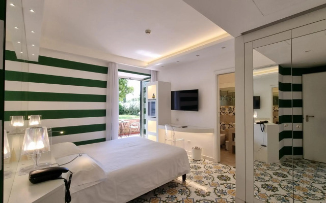 Hotel Alpha