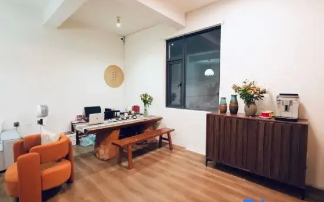 Nanyi Homestay (Dali Ancient City Erhai Branch)
