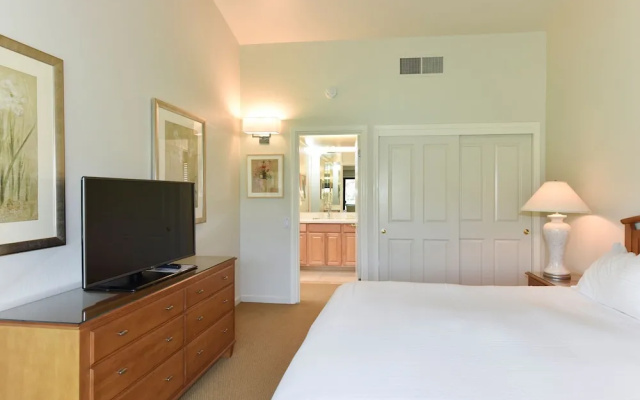 760 S At Silverado 1 Bedroom Condo by RedAwning
